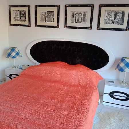 Appartement Au Calme 芒通 外观 照片